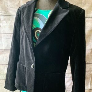 Chic and stylish velvet blazer size 14